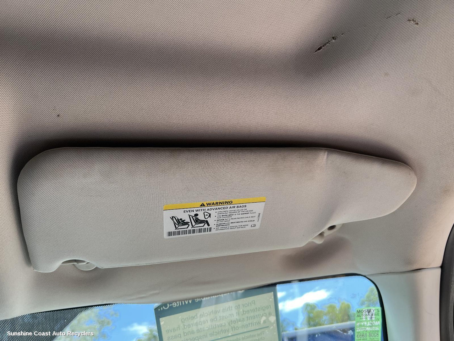 2012 Jeep Cherokee Sunvisor