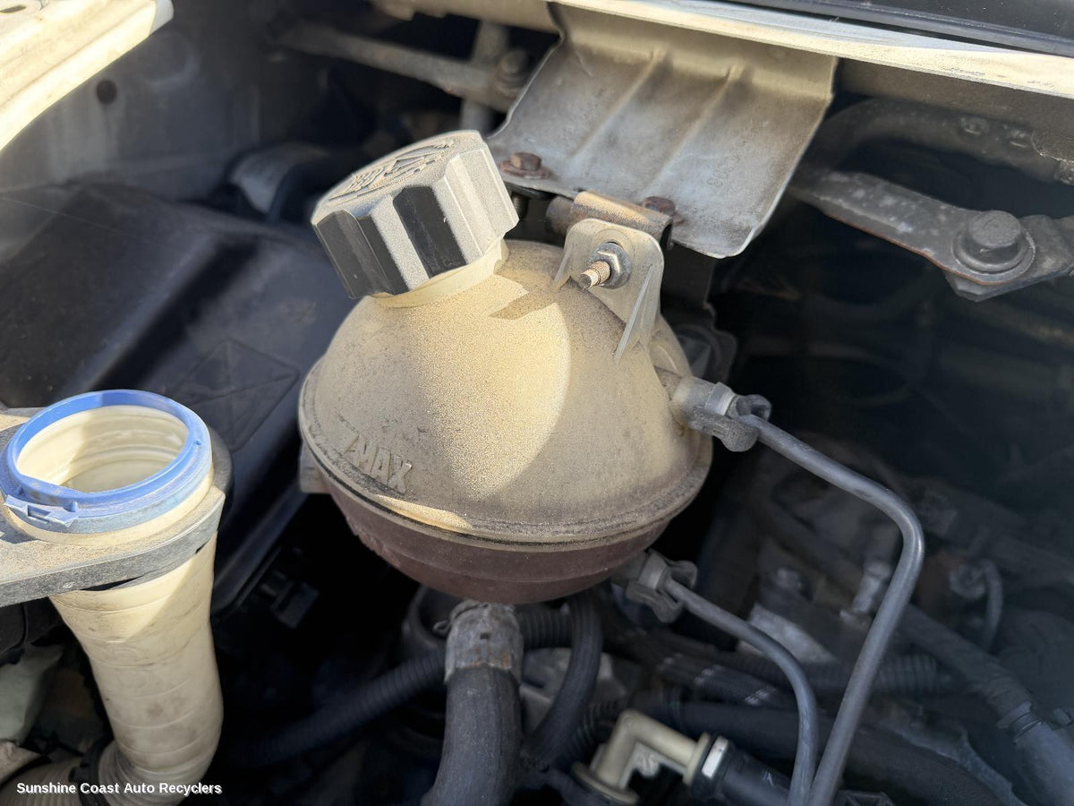 2008-2015 Peugeot Expert Overflow Bottle