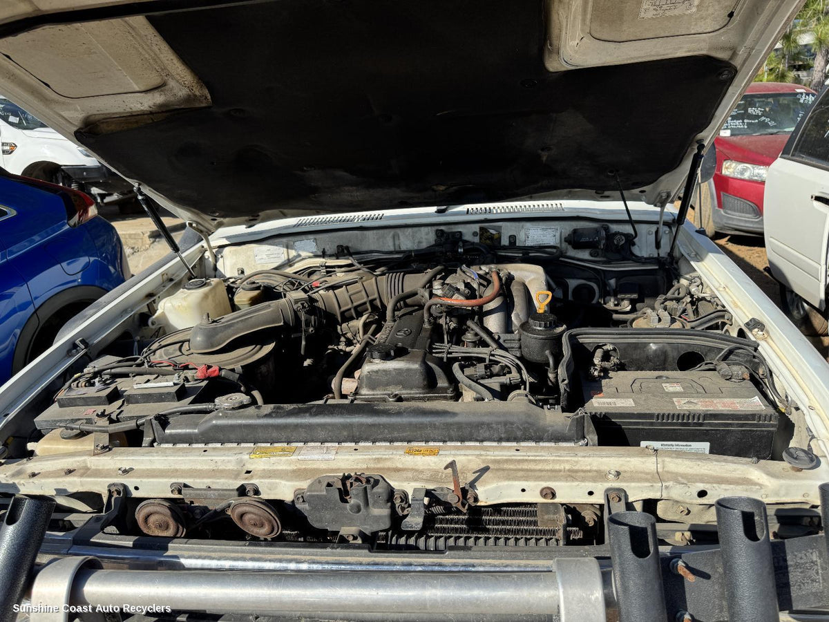 1990-1998 Toyota Landcruiser Bonnet Hinge Strut