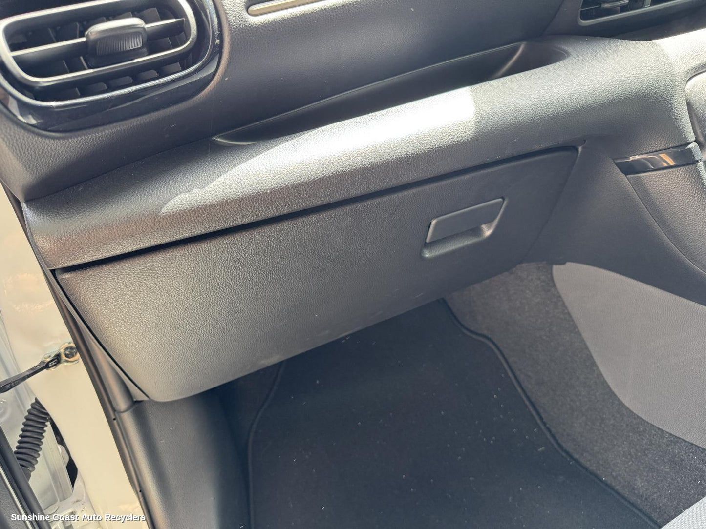 2024 Toyota Yaris Glove Box