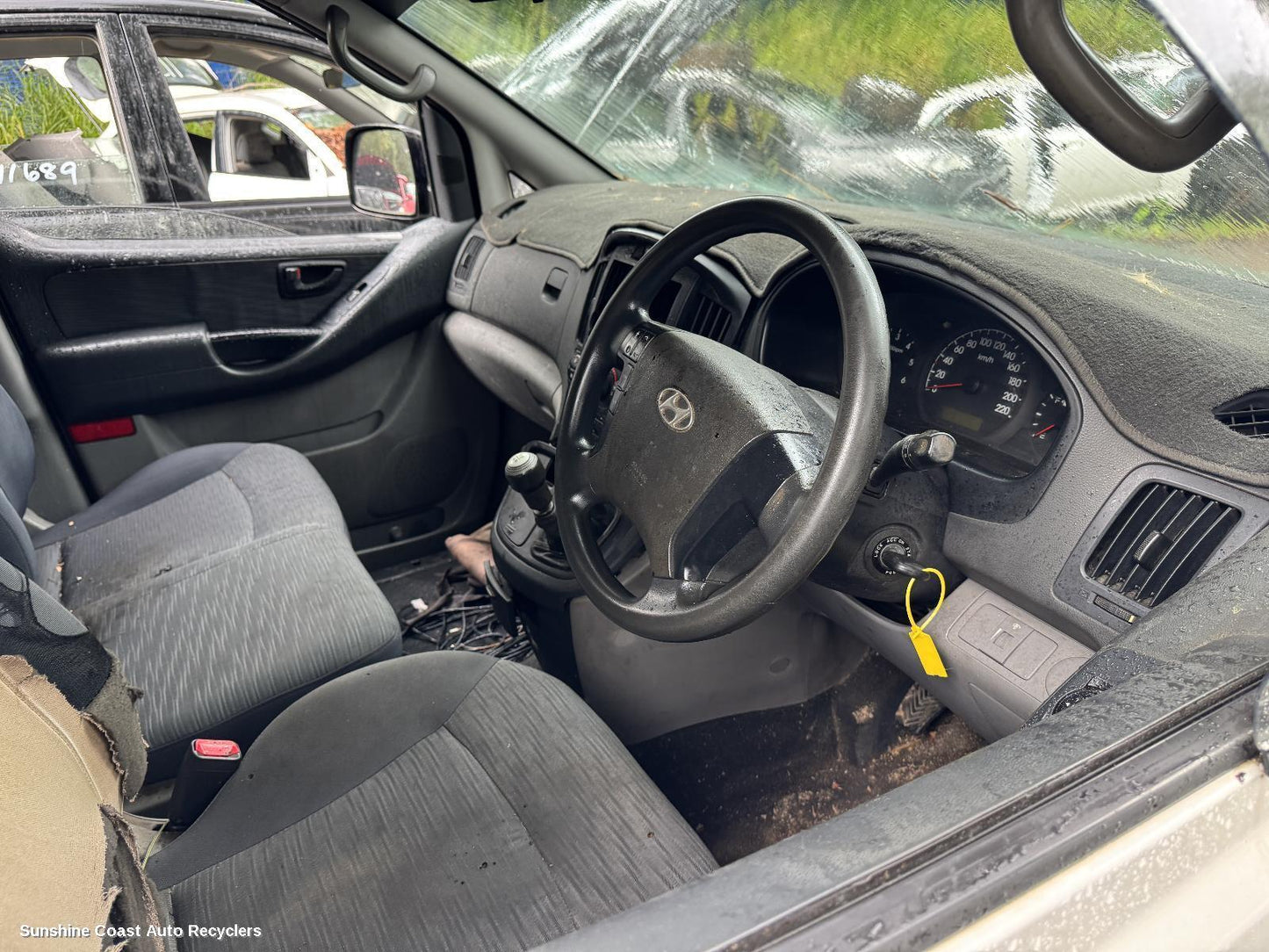 2009 Hyundai Iload/imax Engine Cover