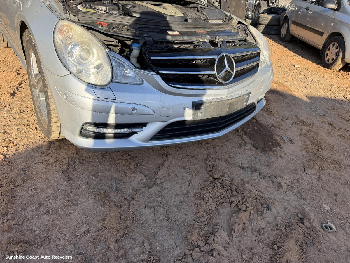 2006-2010 Mercedes R Class Front Bumper