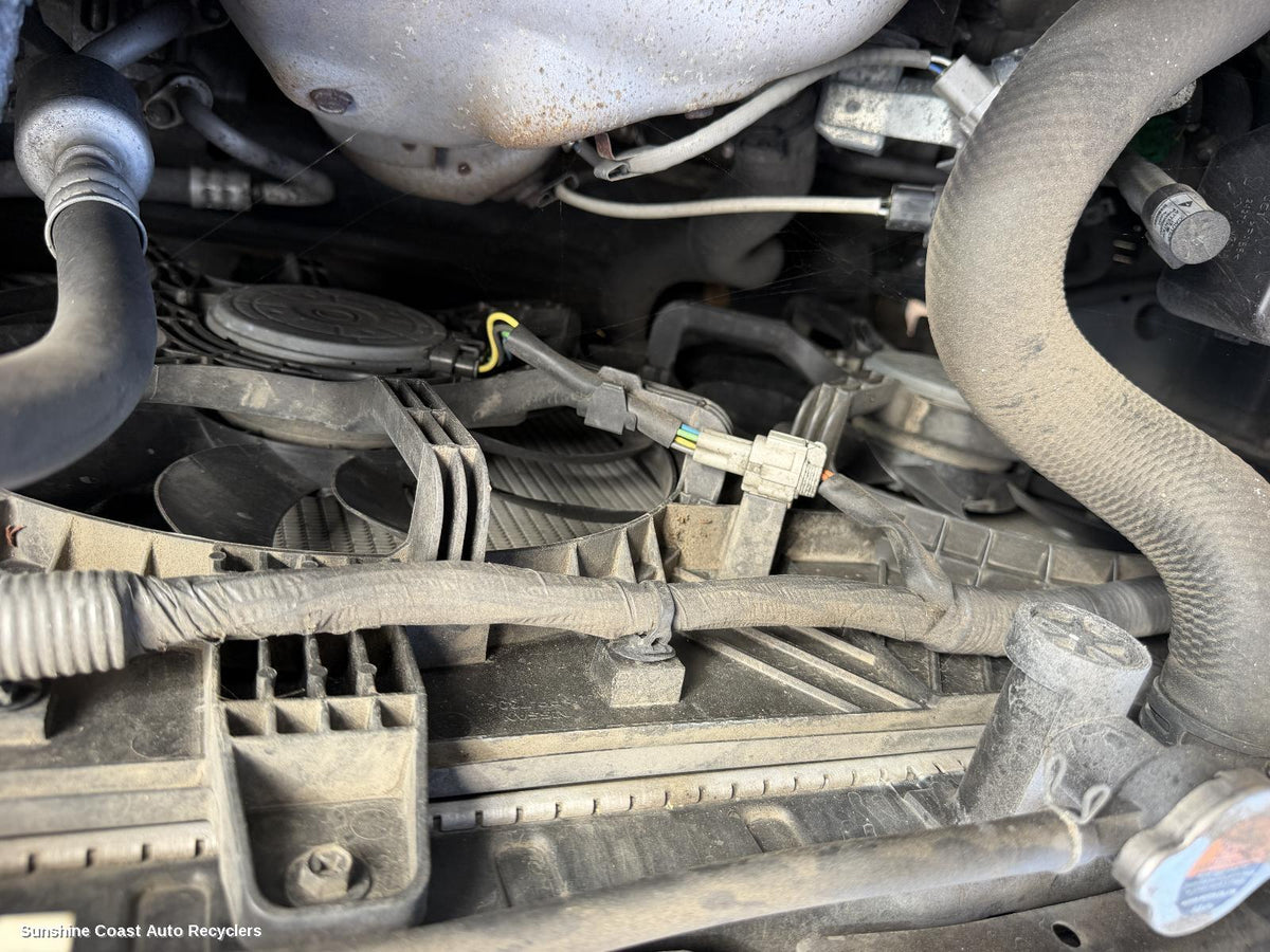 2010-2013 Nissan Xtrail Fan