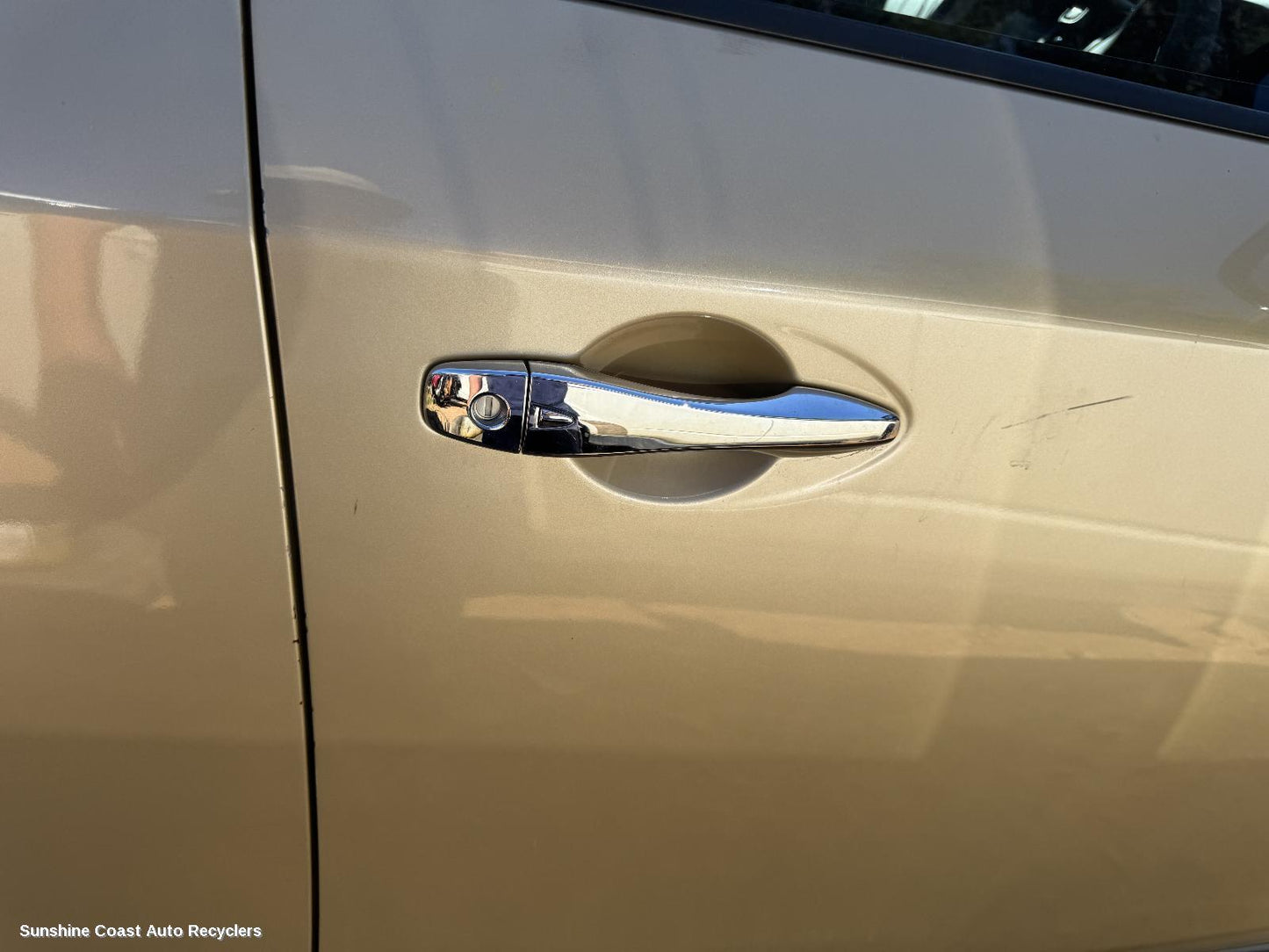 2014 Nissan Pathfinder Door Handle