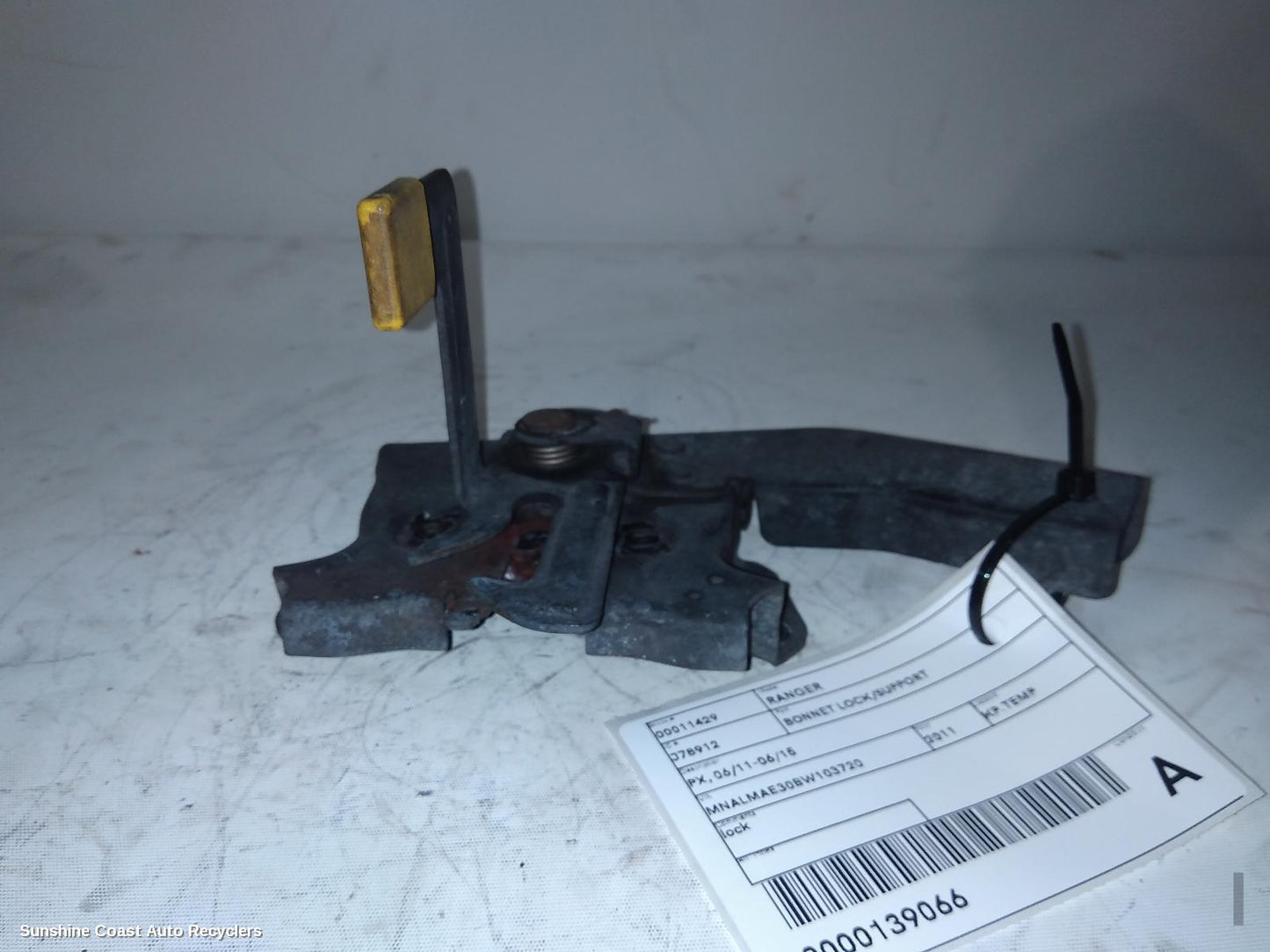 2011 Ford Ranger Bonnet Lock Support