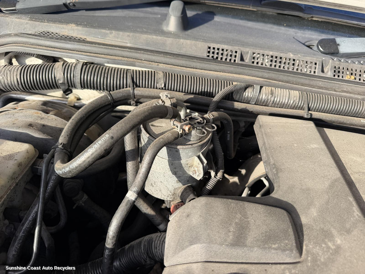 2005-2013 Nissan Pathfinder Fuel Filter Housing