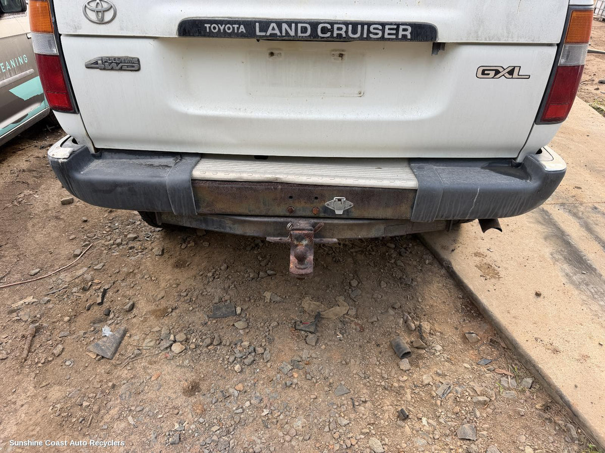 1990-1998 Toyota Landcruiser Rear Bumper