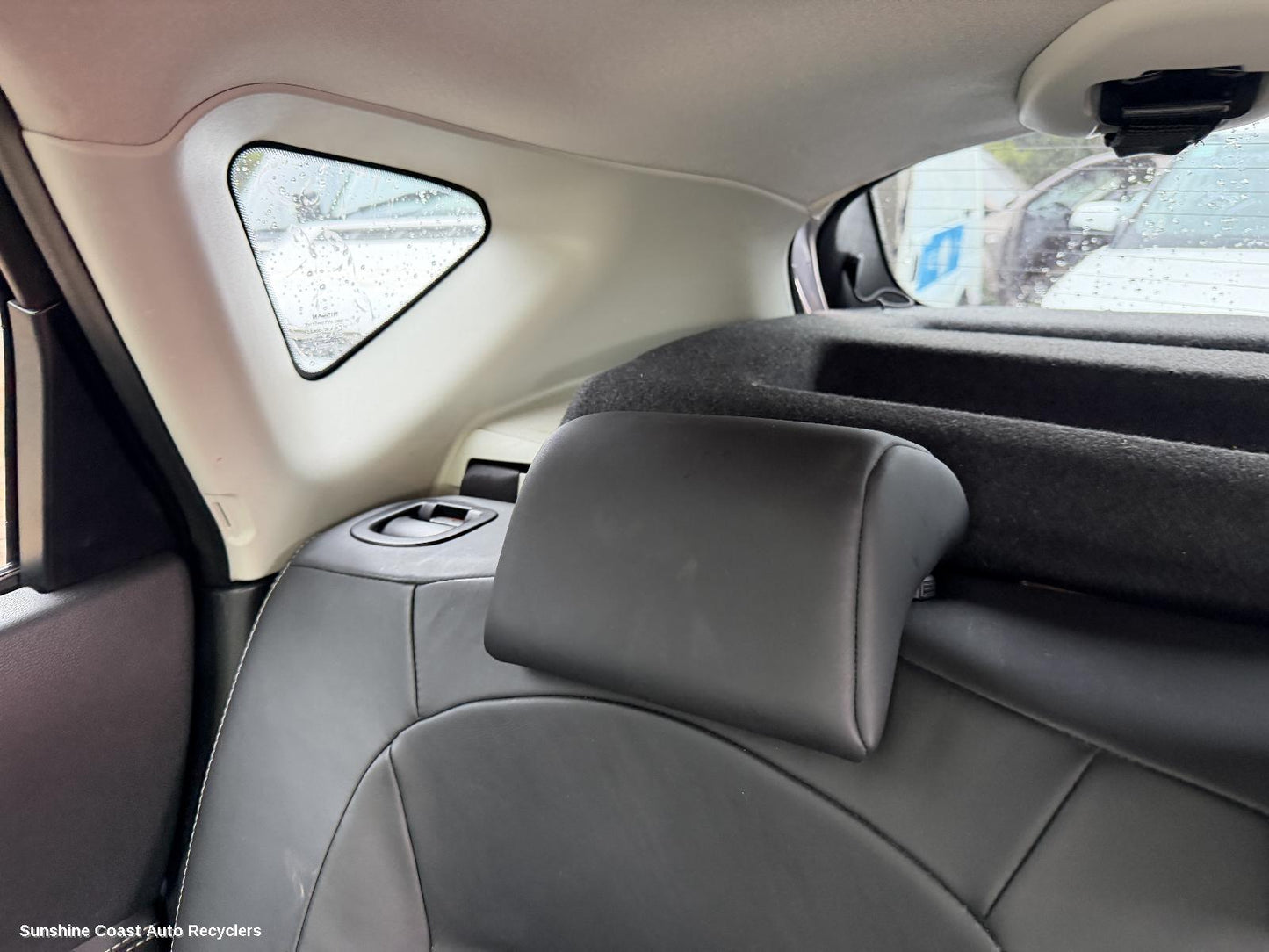 2007-2014 Nissan Dualis Headrest