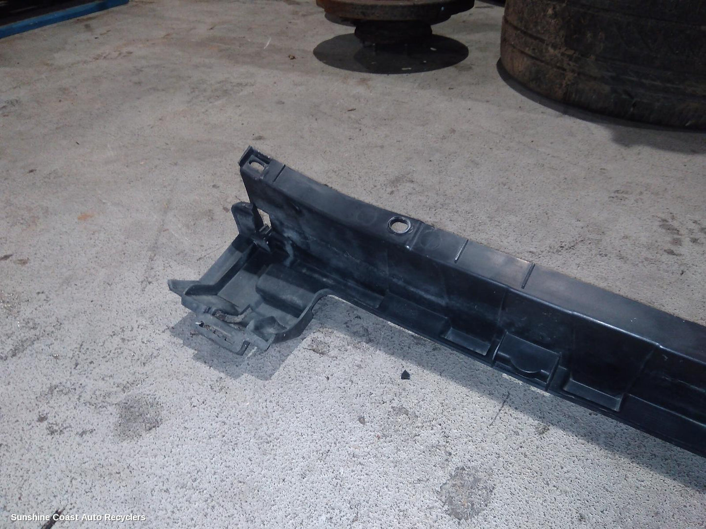 2011 Mercedes Sprinter R Bar Bracket Reinfo