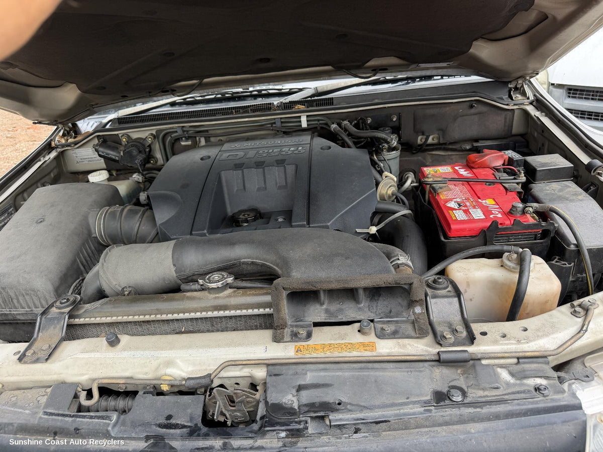 2000-2006 Mitsubishi Pajero Intercooler