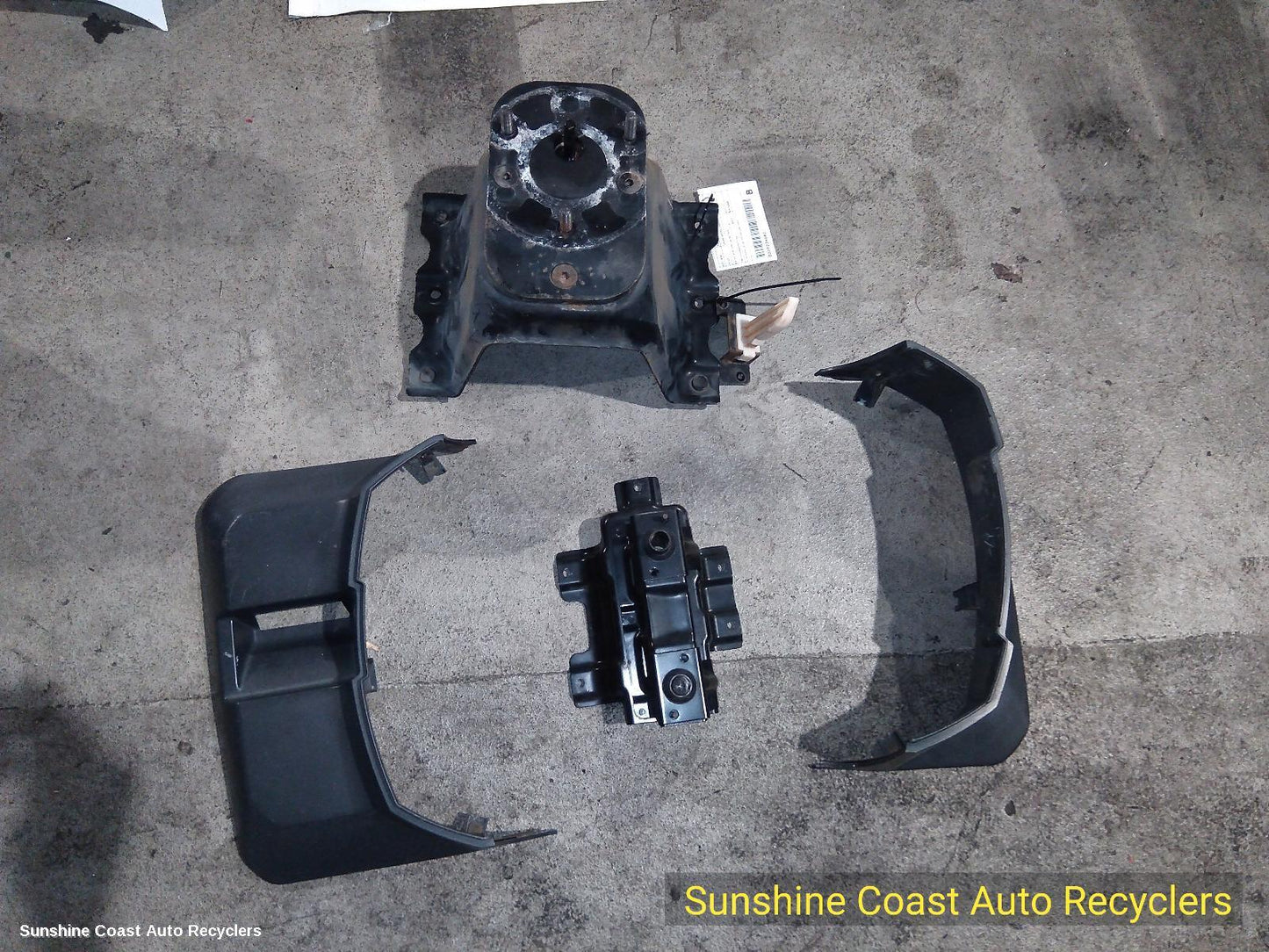 2006-2021 Mitsubishi Pajero Spare Wheel Carrier