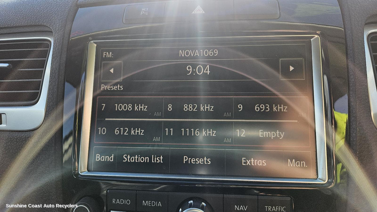 2010-2018 Volkswagen Touareg Radio Cd Dvd Sat Tv