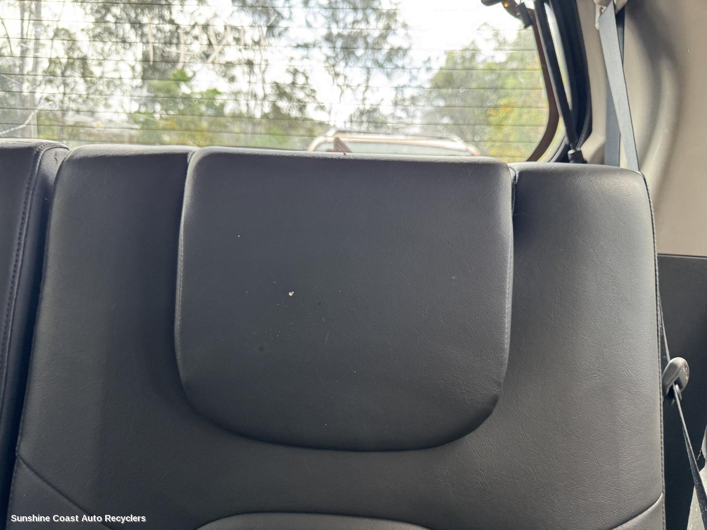 2010 Nissan Pathfinder Headrest