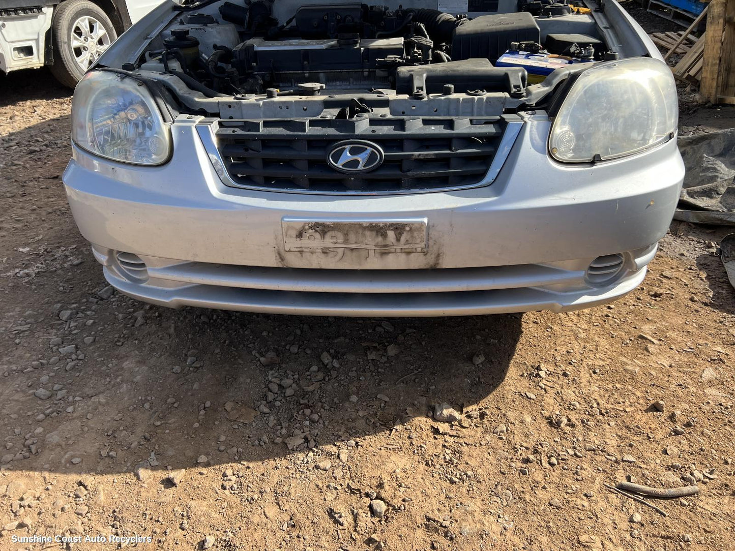 2005 Hyundai Accent Front Bumper