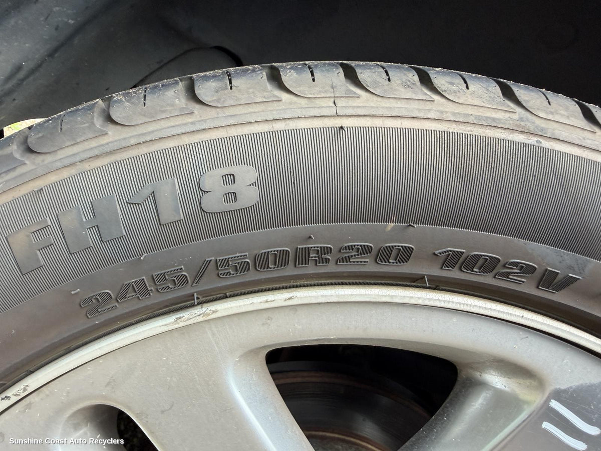 2007-2011 Dodge Nitro Tyre