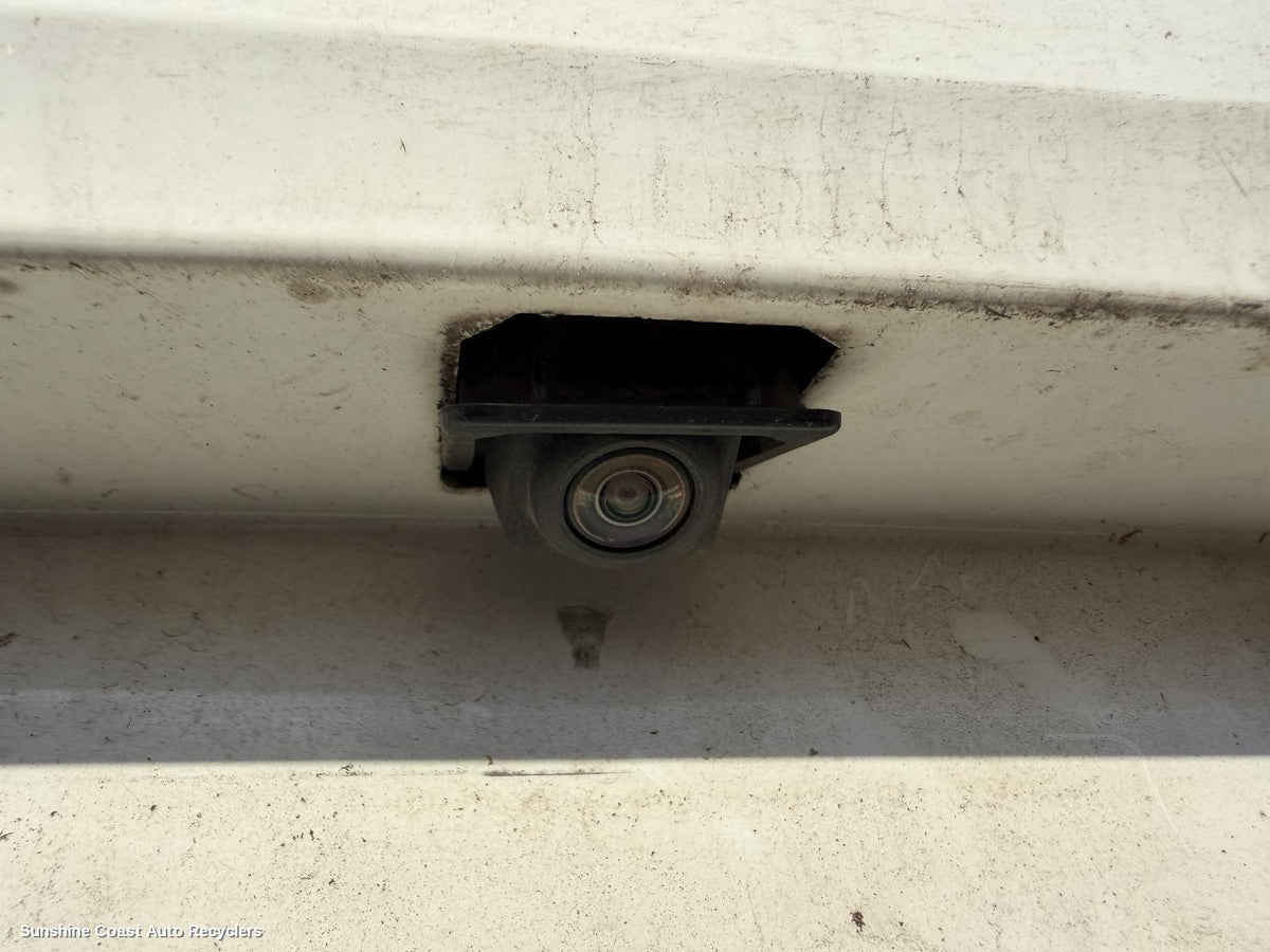 2017-2020 Holden Commodore Reverse Camera