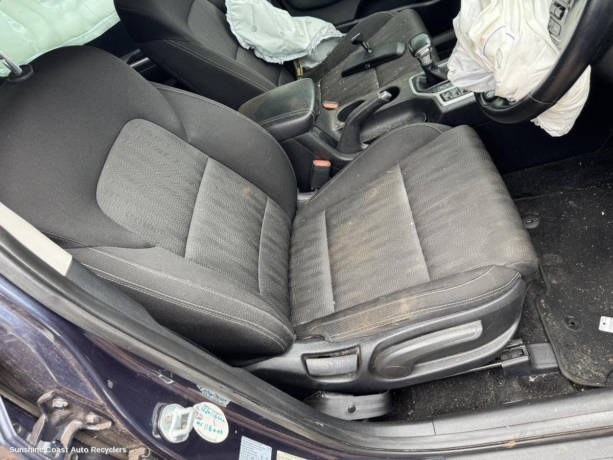 2015-2021 Kia Sportage Front Seat
