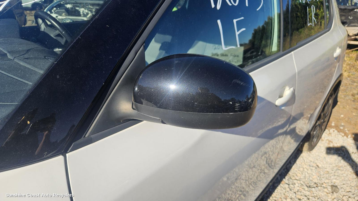 2010-2015 Skoda Fabia Left Door Mirror