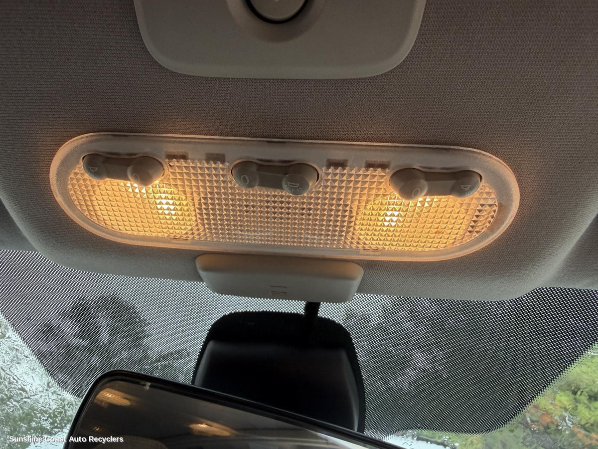 2007-2014 Nissan Dualis Courtesy Light