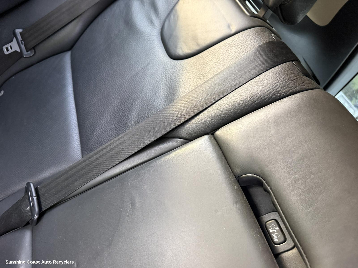 2009-2017 Volvo Xc60 Seatbelt Stalk