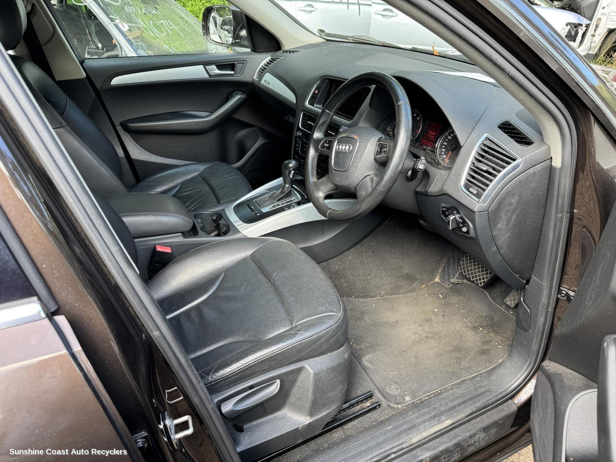 2008-2013 Audi Q5 Left Front Door