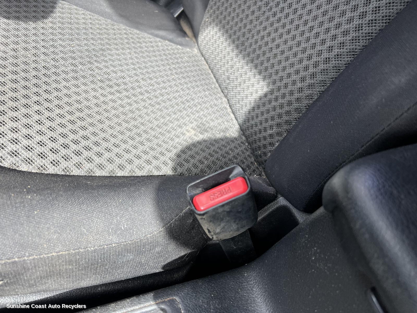 2009 Nissan Xtrail Seatbelt Stalk