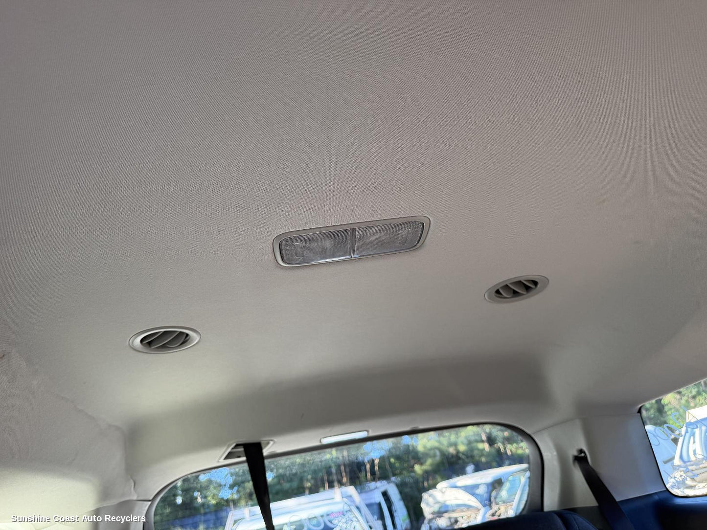 2020-2025 Kia Carnival/grand Carnival Courtesy Light
