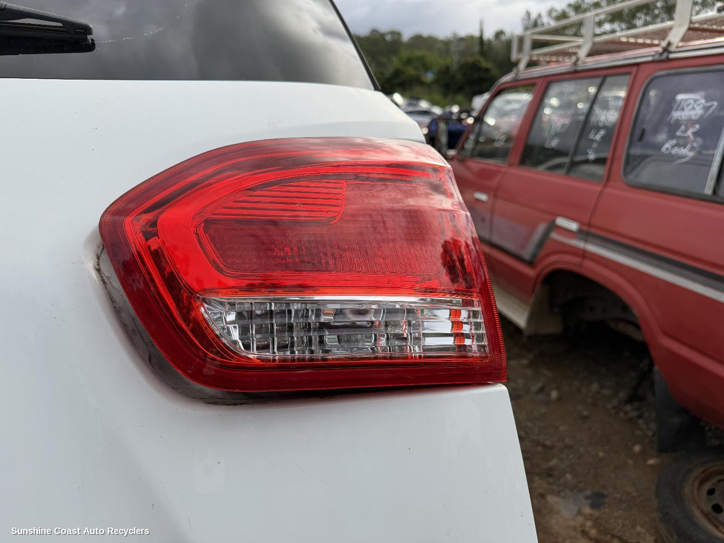 2015-2025 Ldv G10 Rear Garnish