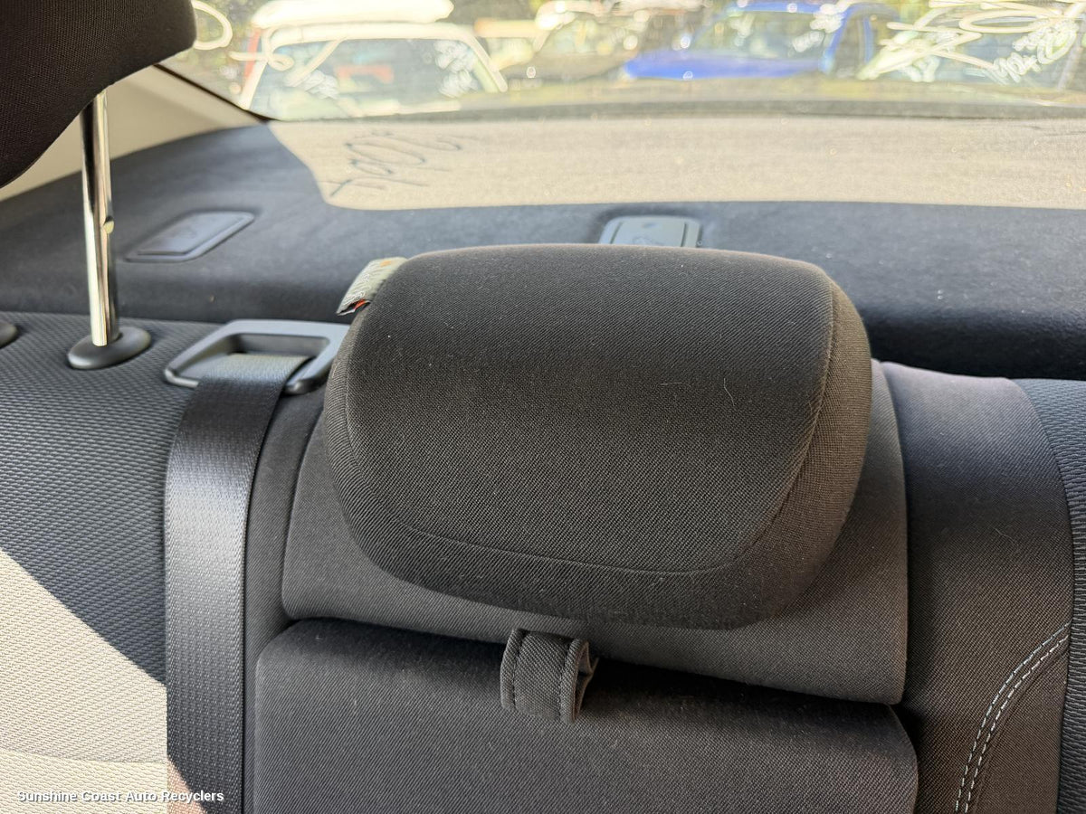 2017-2020 Holden Astra Headrest