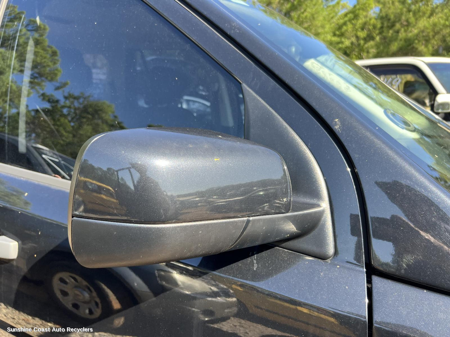 2011 Land Rover Freelander Right Door Mirror