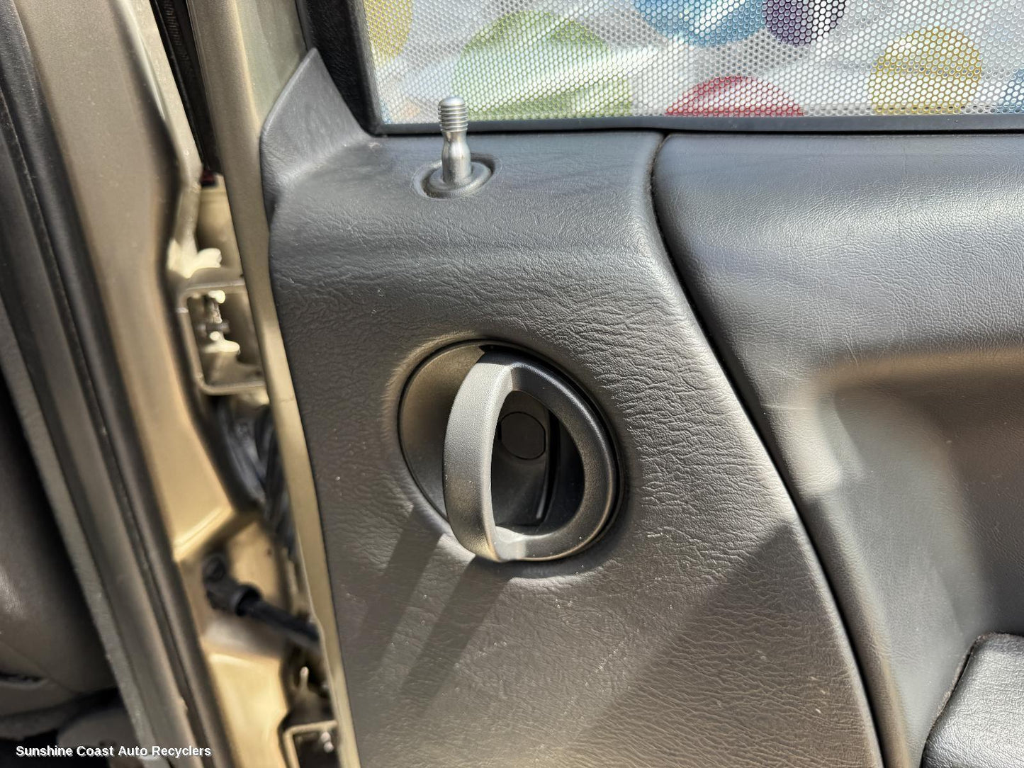 2001-2007 Jeep Cherokee Door Handle