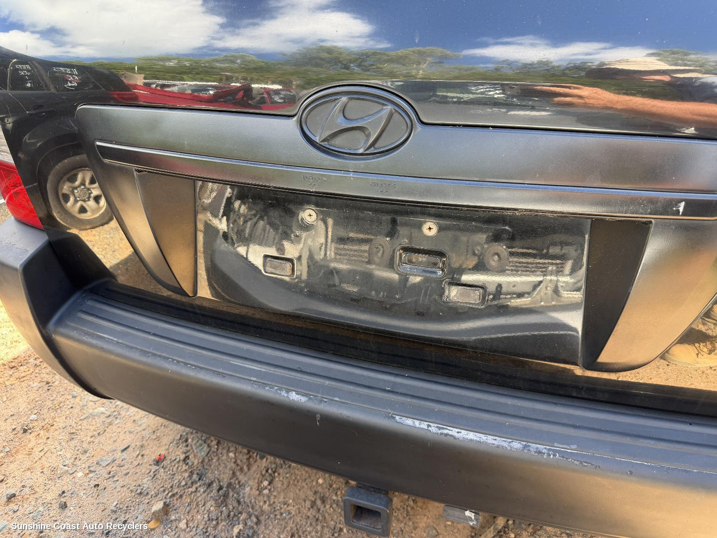 2008-2010 Hyundai Tucson Rear Garnish