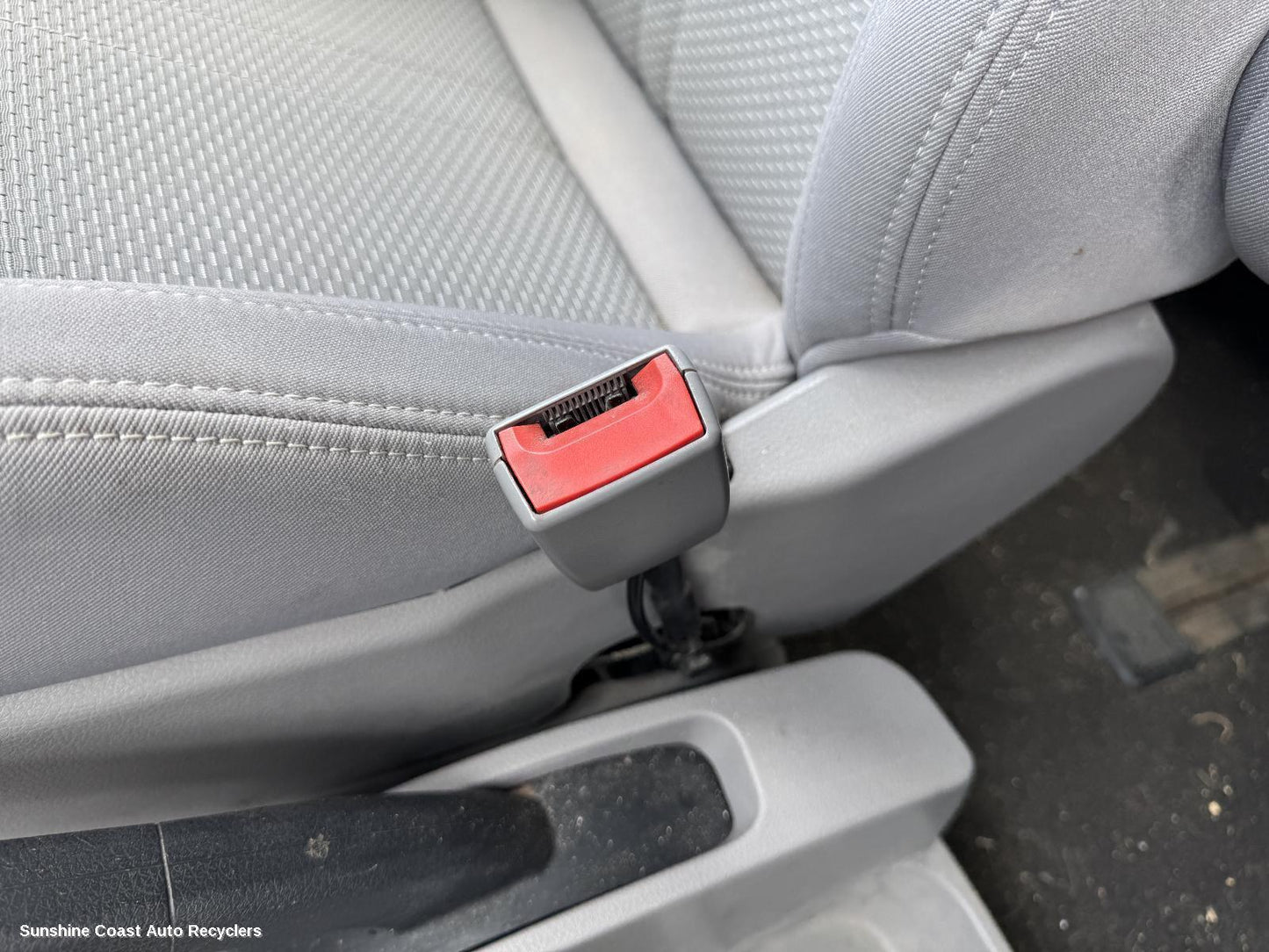 2019 Ldv G10 Seatbelt Stalk