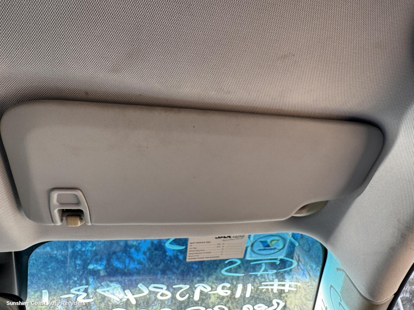 2010 Holden Cruze Sunvisor