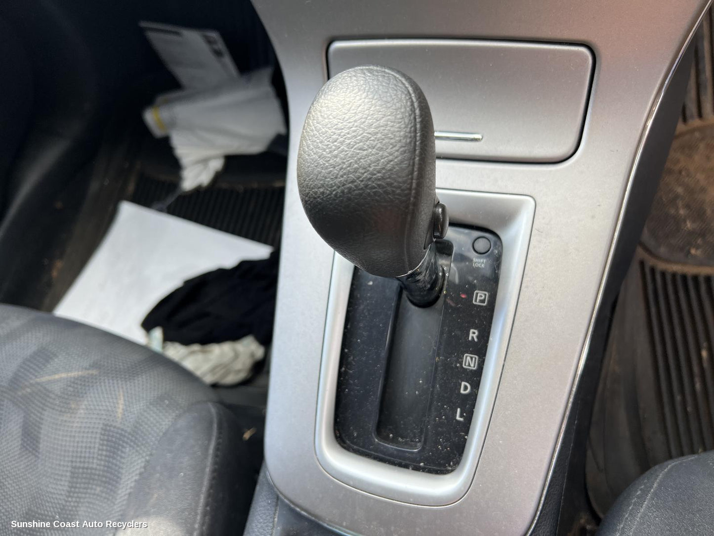 2013 Nissan Pulsar Gear Stick Shifter