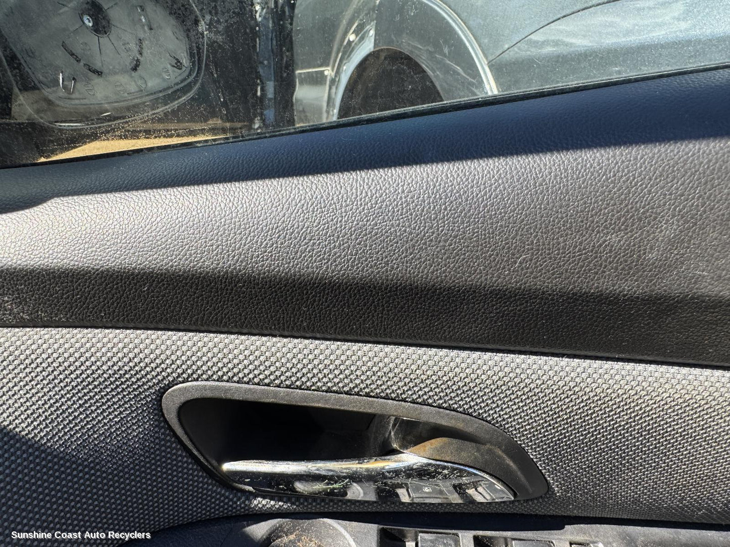2010 Holden Cruze Door Handle
