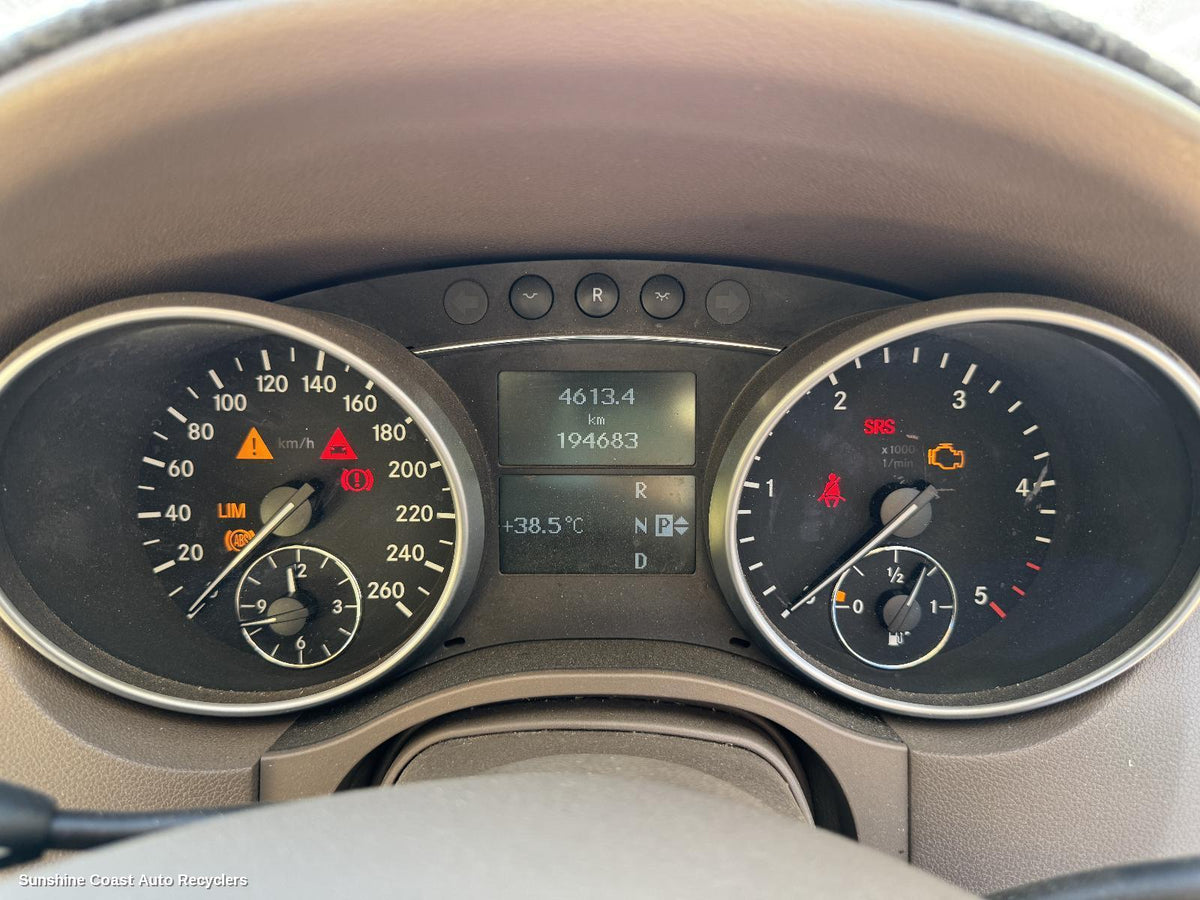 2007-2011 Mercedes M Class Instrument Cluster