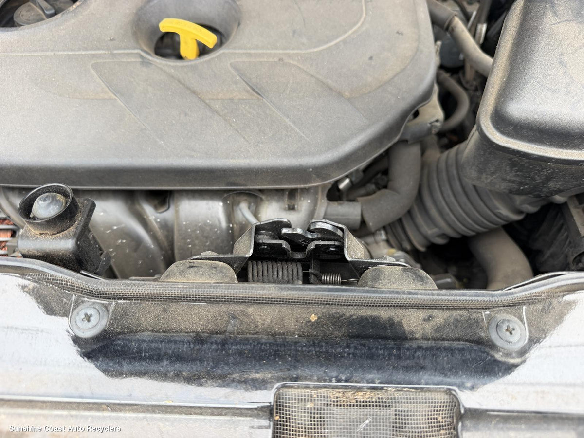 2009-2016 Hyundai Ix35 Bonnet Lock Support