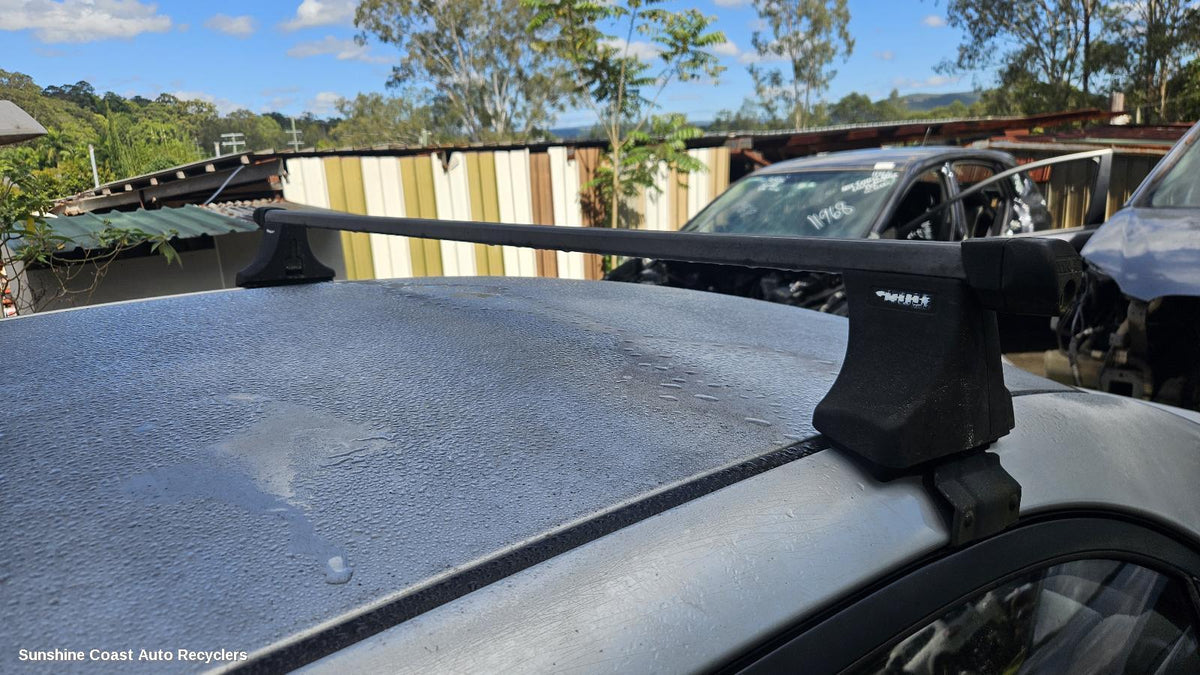 2001-2007 Toyota Corolla Roof Rack Bars