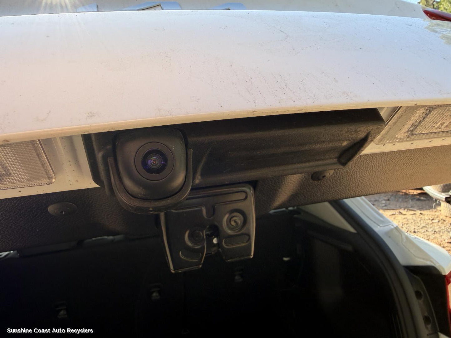 2020-2026 Kia Stonic Tailgate Handle