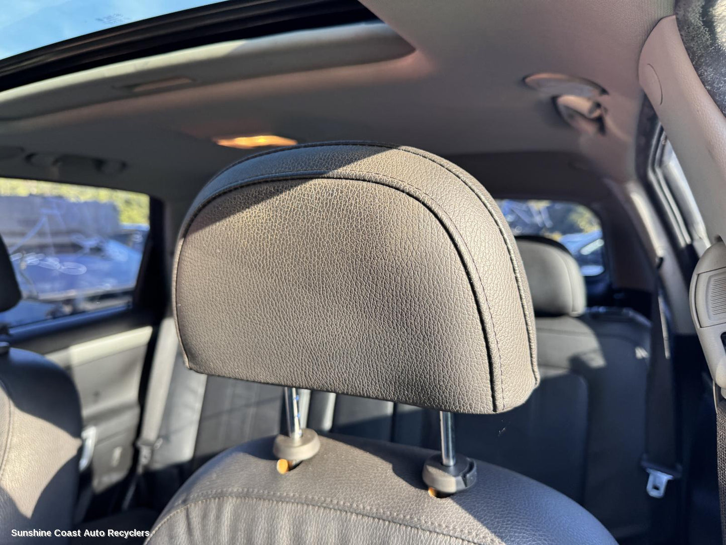 2013 Holden Captiva Headrest