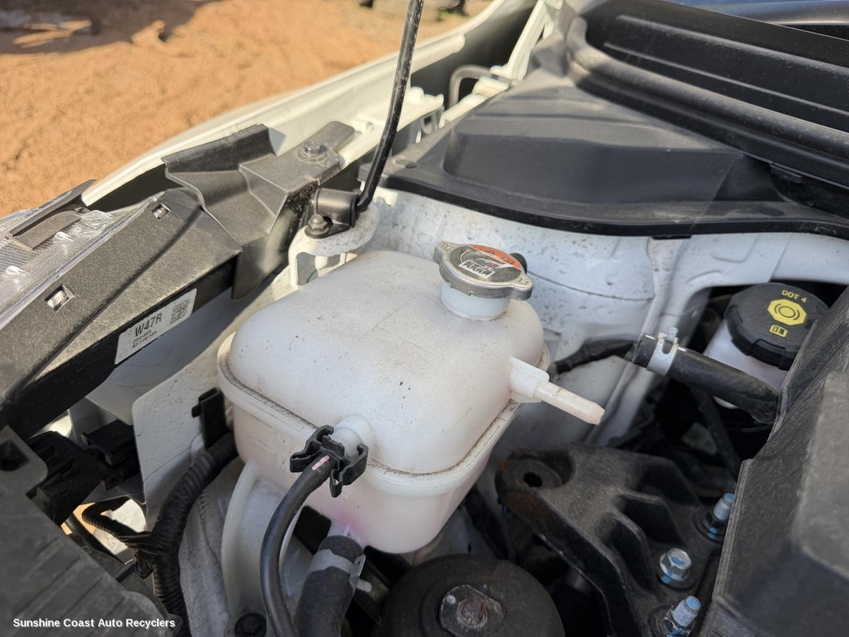 2020-2026 Kia Stonic Overflow Bottle