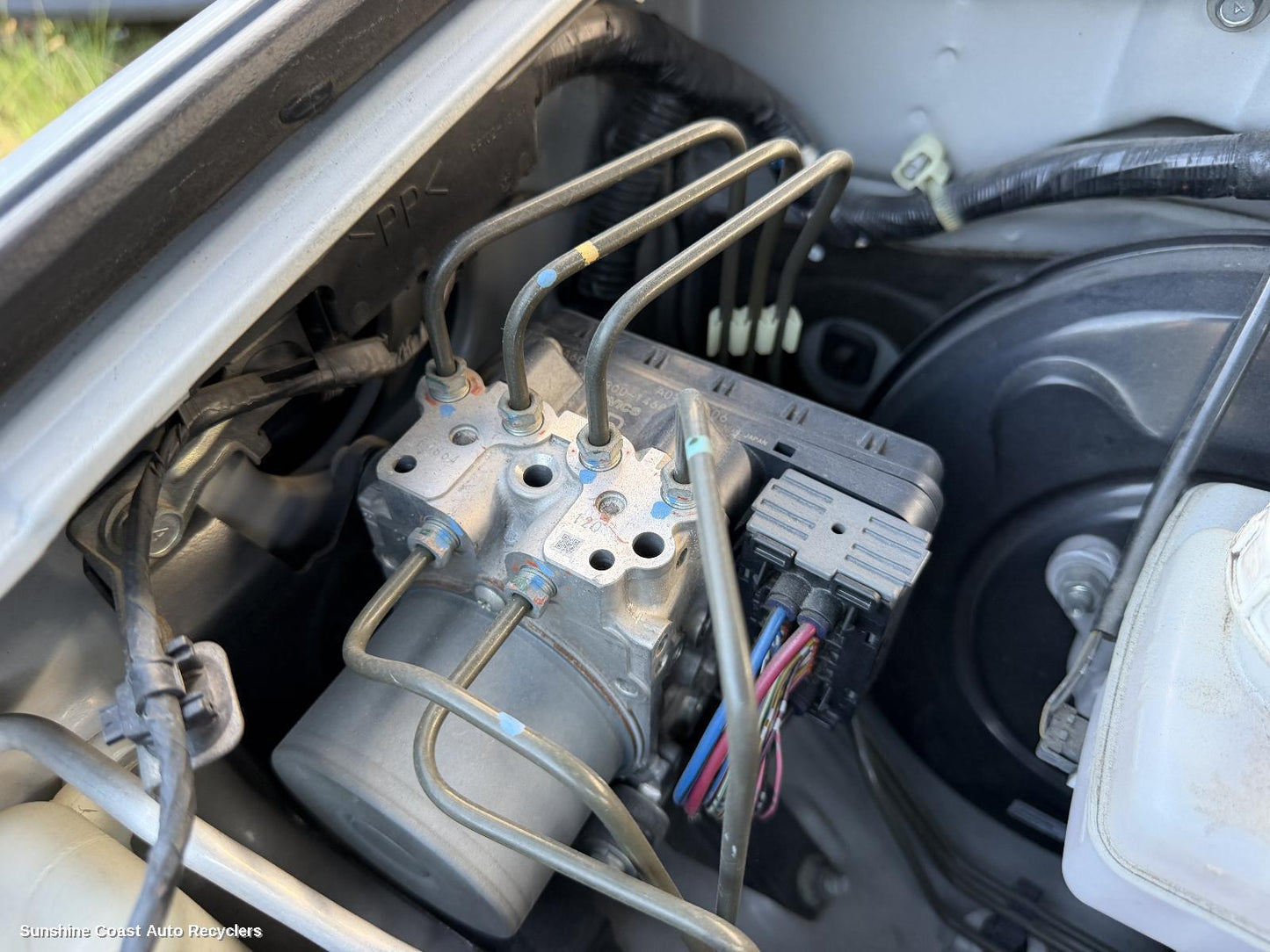 2009-2015 Mitsubishi Challenger Abs Pump Modulator