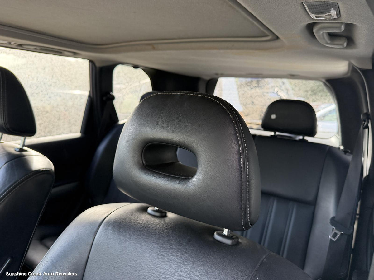 2007-2014 Nissan Xtrail Headrest