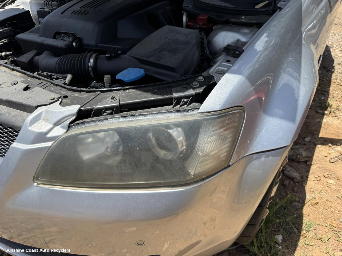 2006-2010 Holden Commodore Left Headlamp