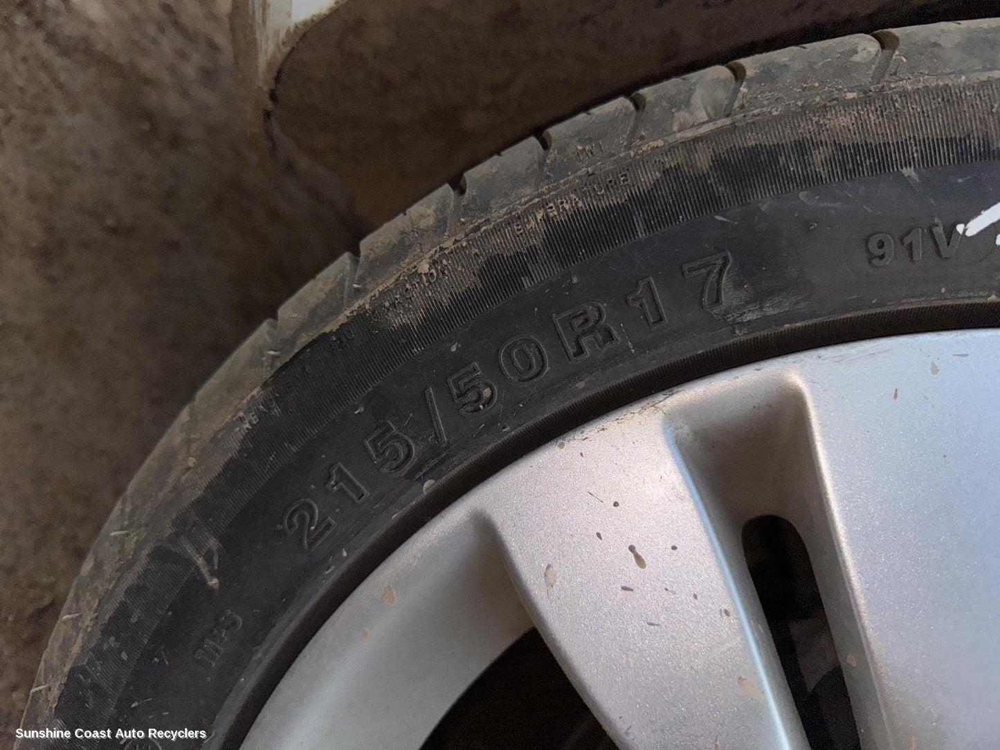2015 Holden Cruze Tyre