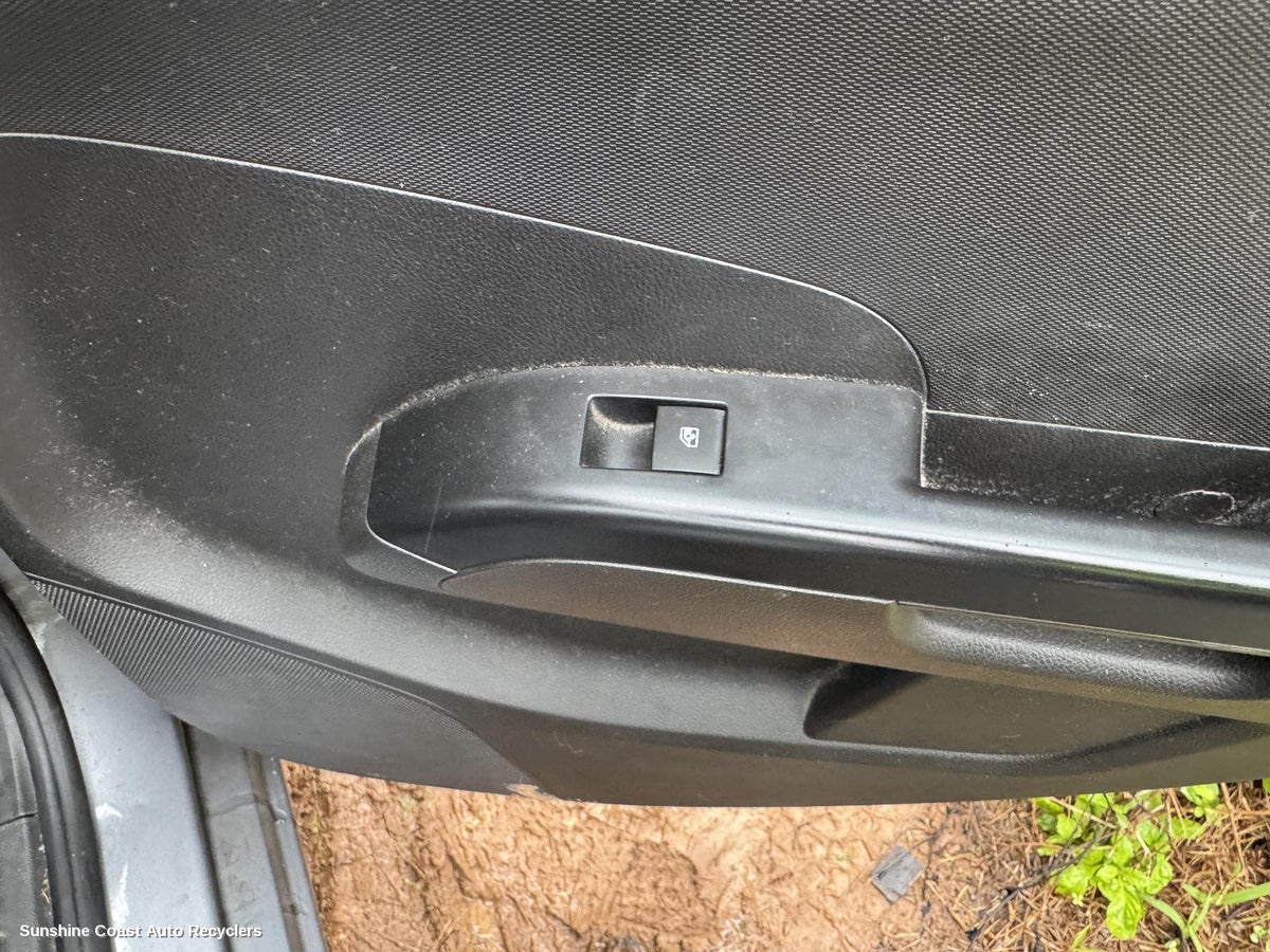 2011-2018 Holden Barina Pwr Dr Wind Switch