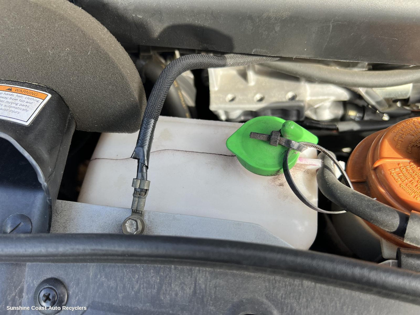 2013 Suzuki Vitara Overflow Bottle