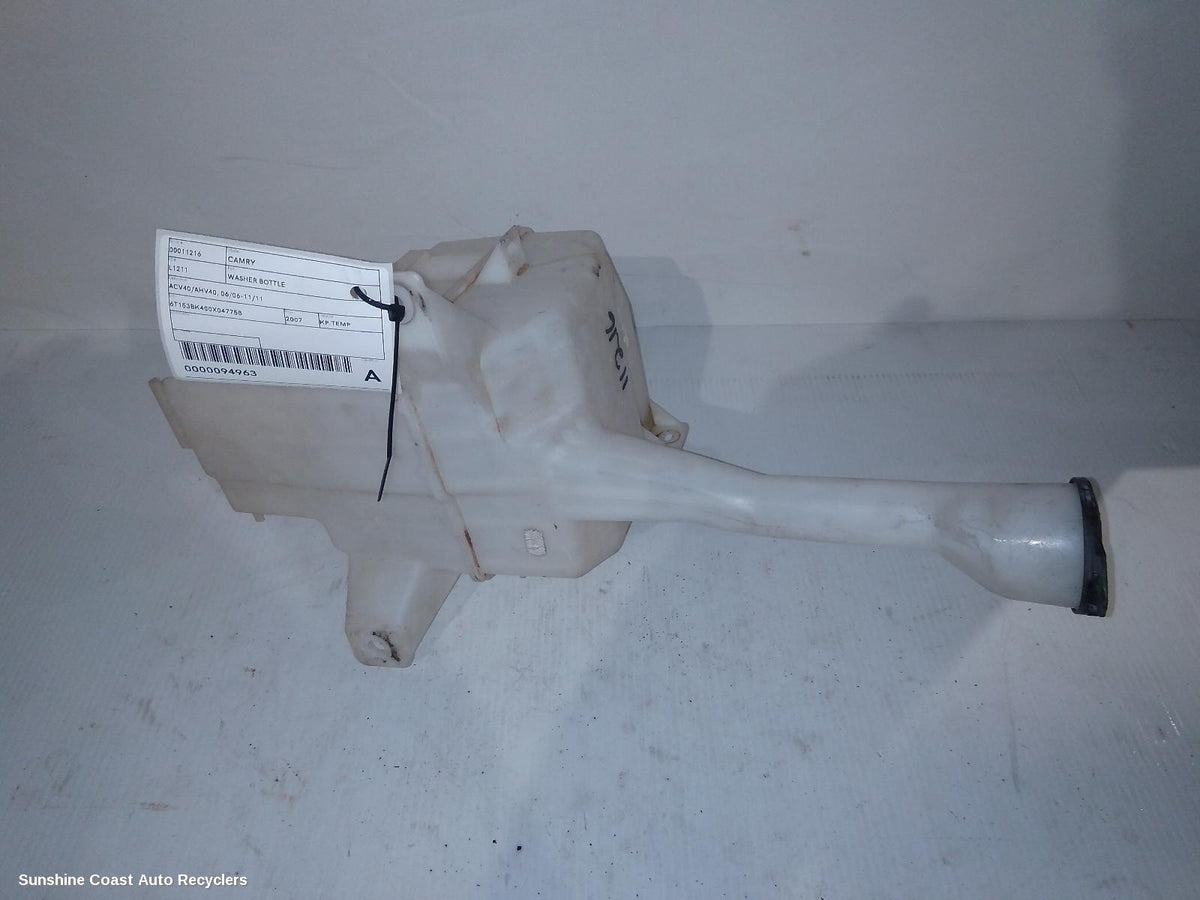 2006-2011 Toyota Camry Washer Bottle