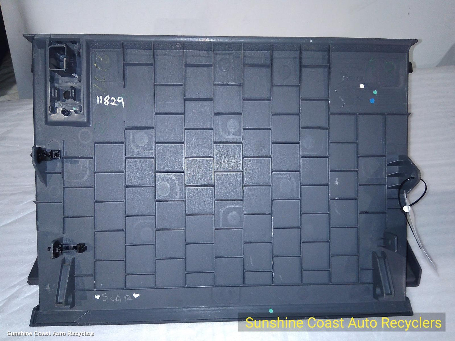 2011-2020 Mazda Bt50 Glove Box